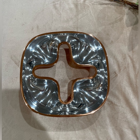 Nambe - Classic Copper Quad Server - Picture 1 of 7